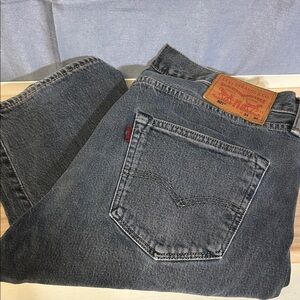 Levi's 501 Men's Relaxed Jeans with button fly Size 34